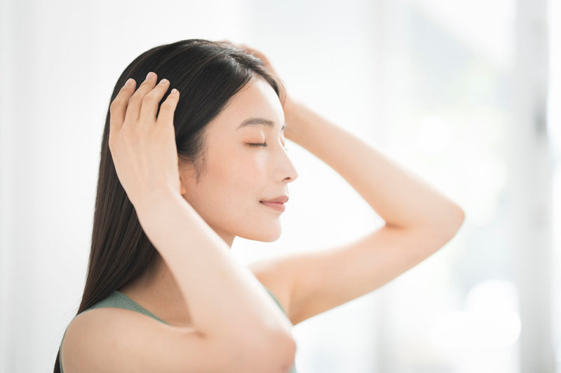 【頭皮護理指南】女神級秀髮養成法｜頭皮護理保濕用什麼洗頭水？從根源告別出油與脫髮！